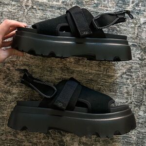 NWT UGG Cady Platform Sandals Size US9